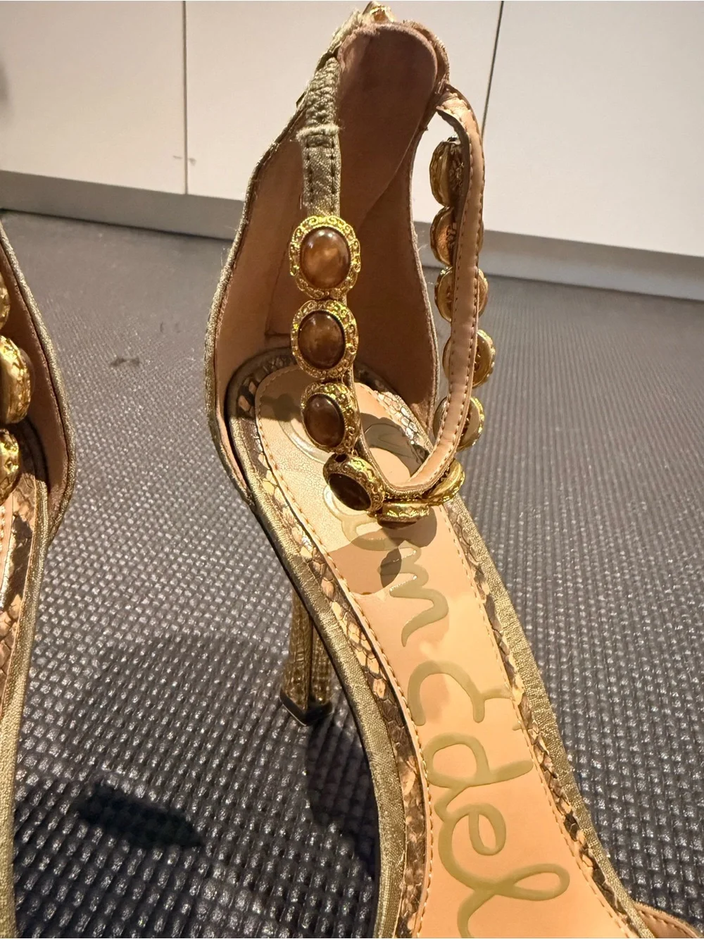 Sam Edelman Lyra Light Olive Jeweled Ankle Strap Heels Size 8